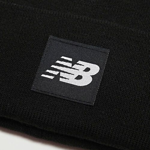 Gorro Negro New Balance Beaine 