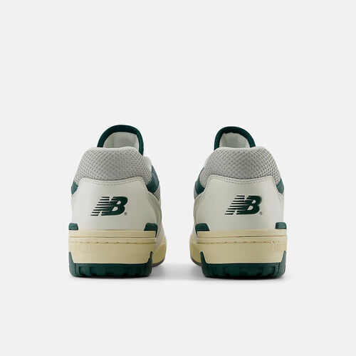 Zapatillas Blanco, Gris y Verde New Balance 550 Sea Salt con Marsh Green 41.5