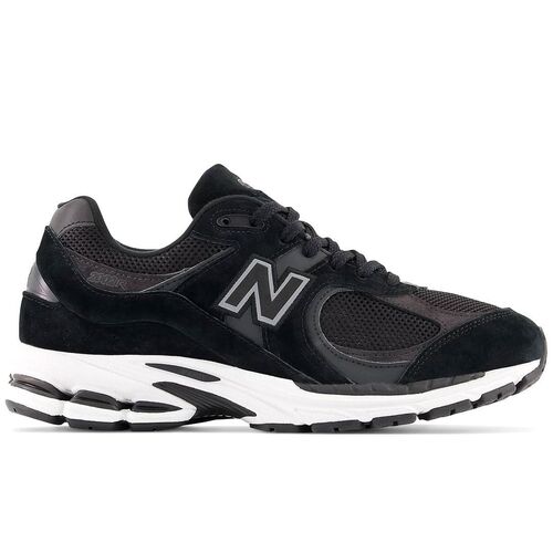 	Zapatillas New Balance Negras 2002R 38