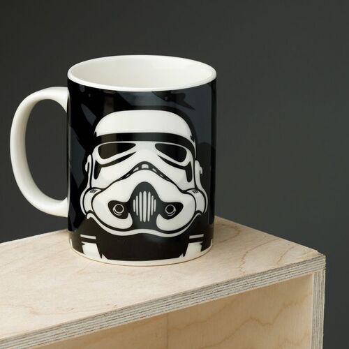 Taza de Porcelana Soldado Imperial Stormtrooper Negra Puckator 