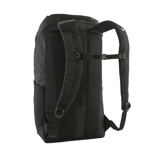 Mochila Negra Patagonia Hole® Pack 25L Black con tejido Antidesgarro