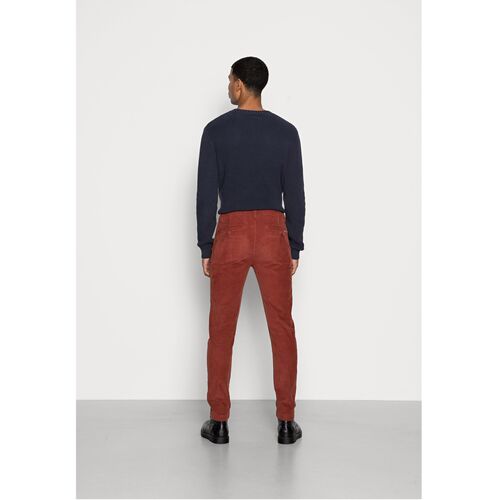 Pantalón granate Levi's Chino fired Birck 33